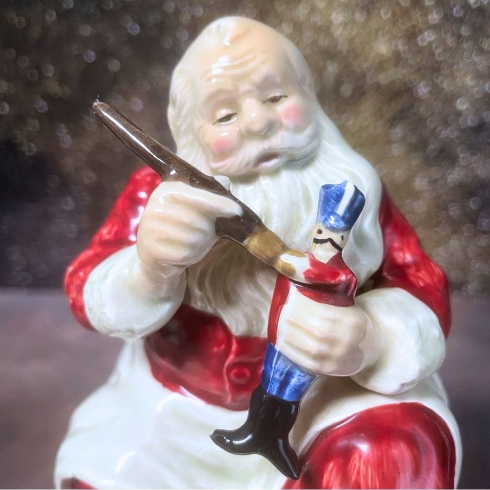 Otagiri “Here Comes Santa Claus” Music Box — READ - Picture 6 of 11